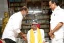 Rajinikanth greets Karunanidhi to destroy the DMK - Ponnaiyan